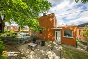 Prodej rodinného domu 100 m2, pozemek 73 m2, Zlín, cena 6299300 CZK / objekt, nabízí 