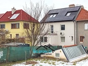 Nabízíme k prodeji rodinný dům o třech bytech, cena 12900000 CZK / objekt, nabízí 