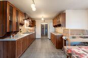 Rodinný dům Lípa, 280m2, 4+kk 118m2, 3+kk 118m2, suterén 44m2, pozemek 1010m2, cena 7990000 CZK / objekt, nabízí 