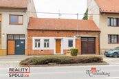 Prodej rodinného domu 2+1 se zahradou, cena 2670000 CZK / objekt, nabízí 