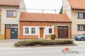 Prodej rodinného domu 2+1 se zahradou, cena 2600000 CZK / objekt, nabízí 