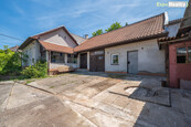 Exkluzivní nabídka prodeje rodinného domu v Kostelci u Zlína, cena 2500000 CZK / objekt, nabízí 