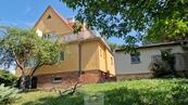 Prodej rodinného domu 5+1 se zahradou a pergolou Valašské Meziříčí, Obora, cena 7200000 CZK / objekt, nabízí 
