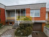 Pronájem prostorného byt 2+1 v rodinném domě 2+1 Zlín Nivy II, cena 21000 CZK / objekt / měsíc, nabízí 