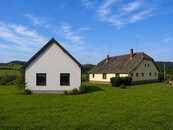 Historický dům s projektem na druhý dům na pozemku pro samostatné dvougenerační bydlení, cena 6700000 CZK / objekt, nabízí 
