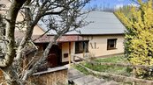 Prodej rodinného domu s rozsáhlými pozemky - Lopeník, cena 9400000 CZK / objekt, nabízí 