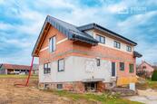 Prodej rodinného domu 5 + kk, cena 7690000 CZK / objekt, nabízí 