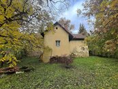 Rodinný dům s rozlehlým pozemkem 2 867 m2 - Pozlovice, cena 4200000 CZK / objekt, nabízí 