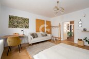 Prodej vícegeneračního rodinného domu, Zlín, ul. L. Váchy, 200 m2, cena 15000000 CZK / objekt, nabízí 